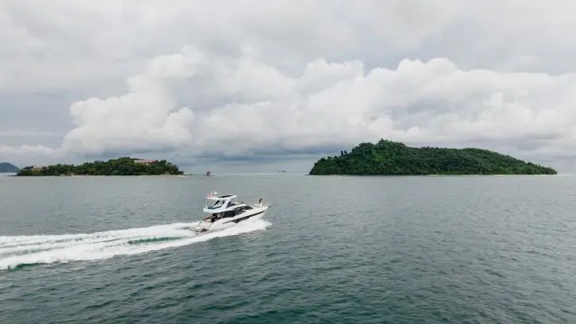 Liquid Asset — Galeon 500 Fly