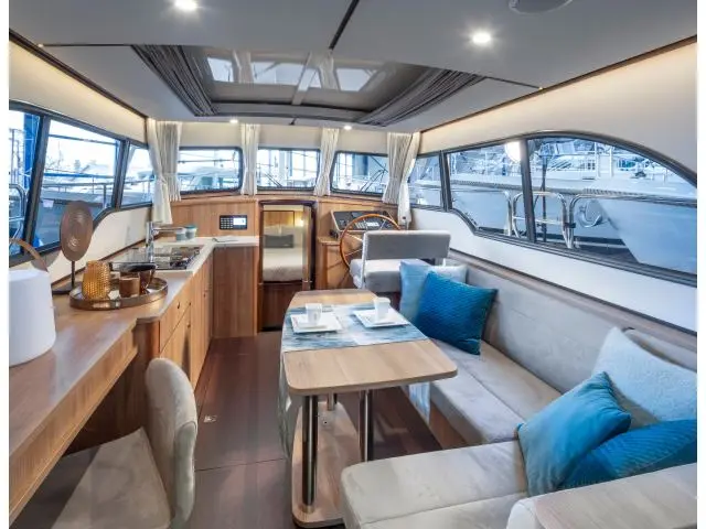 Isolde — Linssen Grand Sturdy 29.9 Sedan