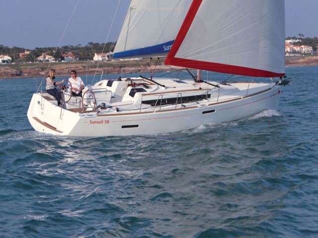 Sunsail 38 Classic