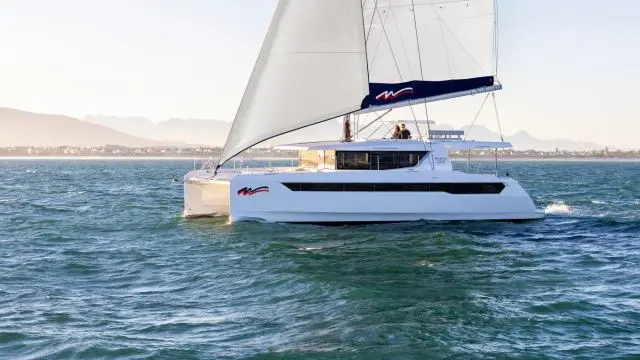 Moorings 5200 Exclusive Plus