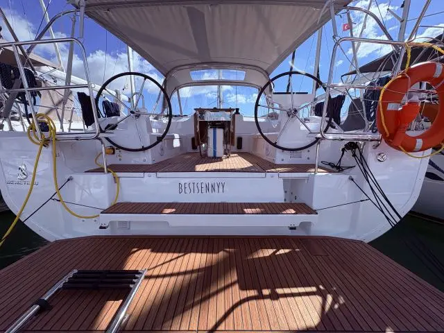 Bestsennyy — Oceanis 40.1
