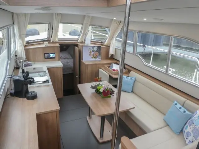 Vaiana — Linssen Grand Sturdy 35.0 AC
