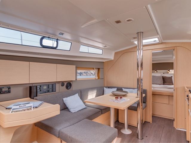 Oceanis 38 Classic