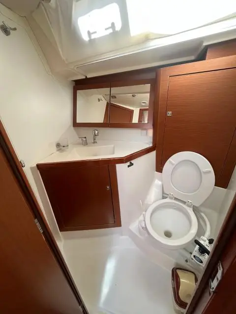 ADA 3