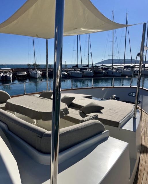 Mare & Luna