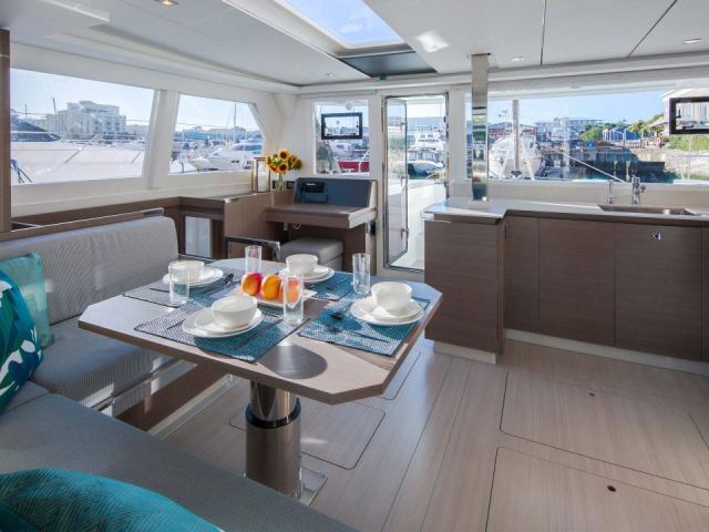 Moorings 4200/4 Club