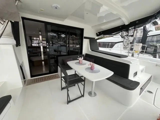 GRAND DELUXE III