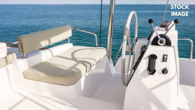 Martilux - A/C, Generator, Water maker