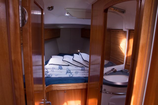 (1132 BG) (sails 2015)